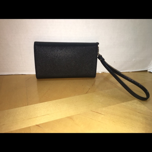 Kate Spade Wristlet - Picture 2 of 5